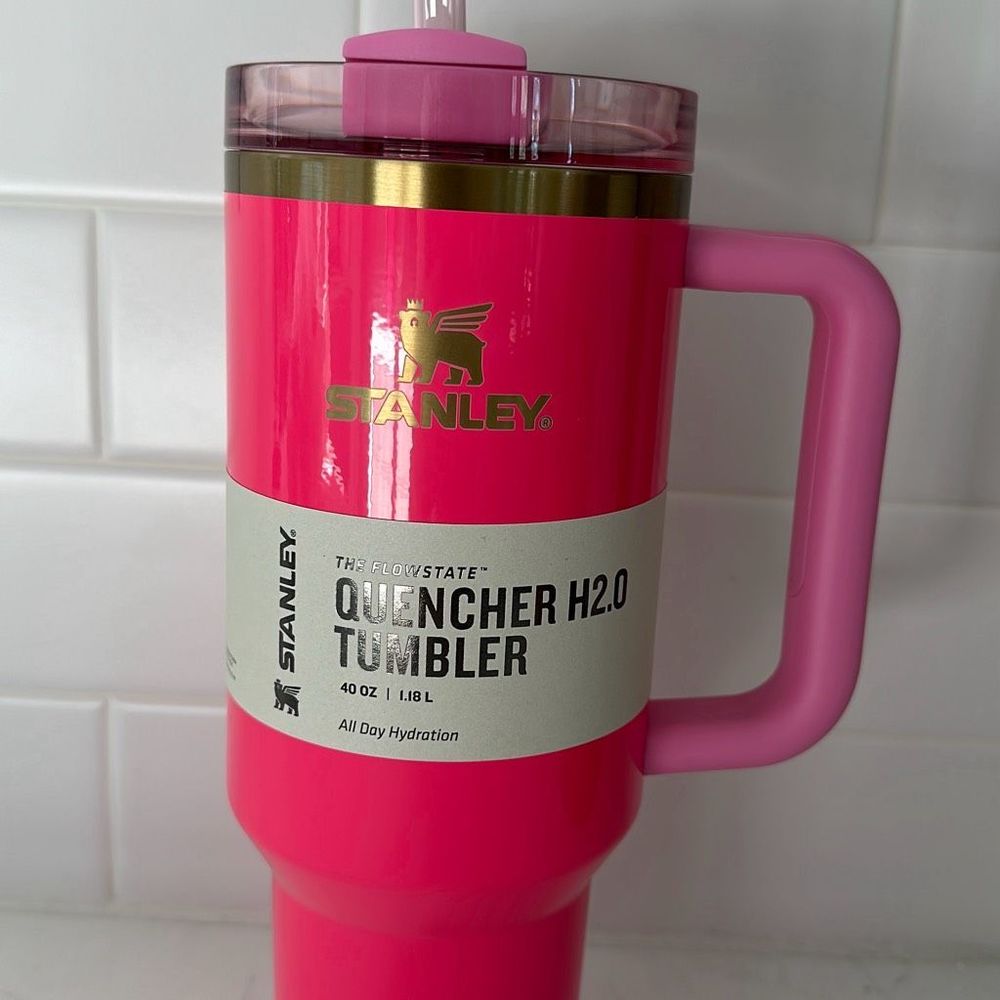 Stanley The Quencher H2.0 Flowstate™ Tumbler 40 OZ in Pink Parade - Picture 2 of 8